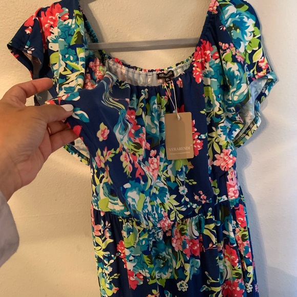 Dress - Picture 5 of 6